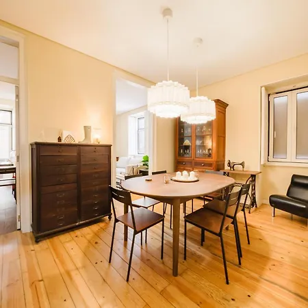 Apartamento & Spacious 41 Bed *