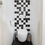 Modern 41 Bedroom Haven *