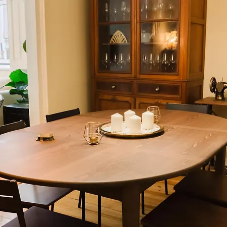 & Spacious 41 Bed Apartman Lisboa