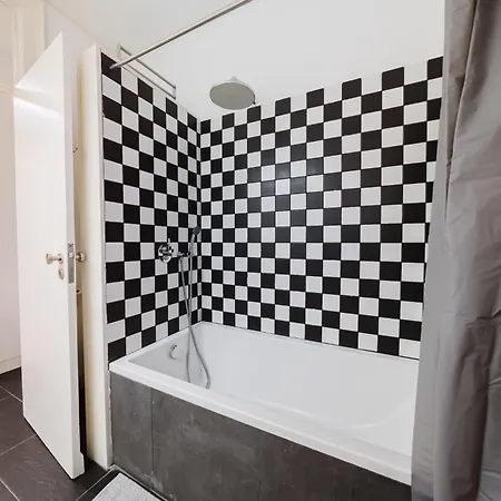 Beautiful 41Br Wac - In Heart Of Lisbon *