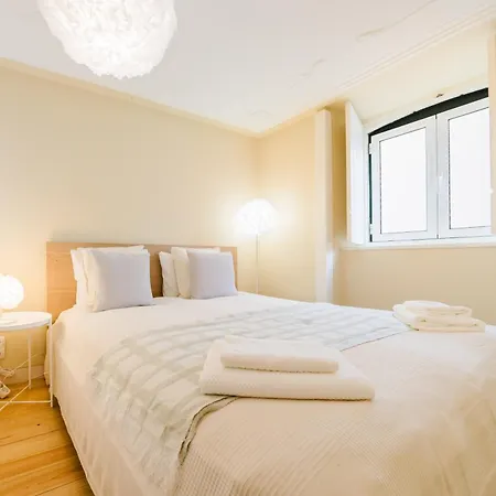 & Spacious 41 Bed Lissabon