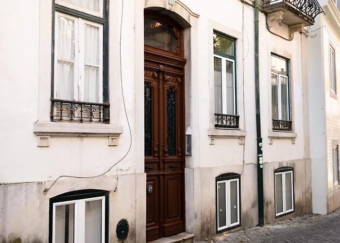 Апартаменти Modern Central 41 Bedroom Haven *