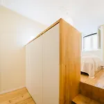 Modern 41 Bedroom Haven Апартаменты