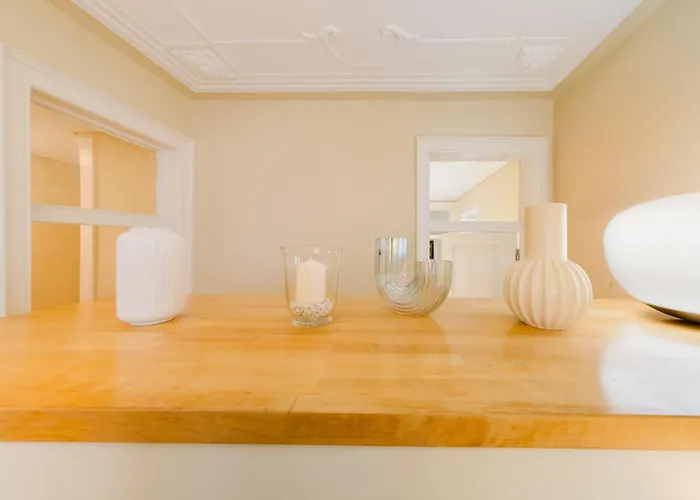 Modern 41 Bedroom Haven * Lisbon