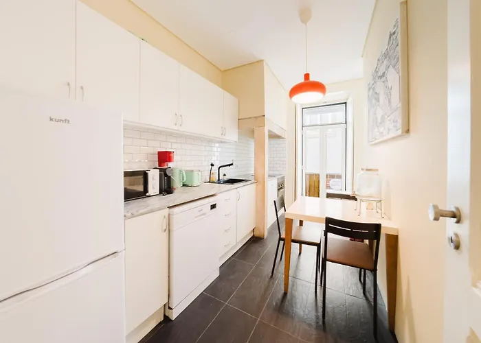 Apartment Modern 41 Bedroom Haven