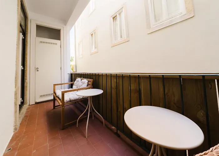 Apartment Modern 41 Bedroom Haven